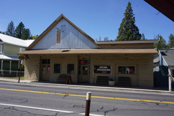 [Picture of Casmir Reboul's Trading Post]